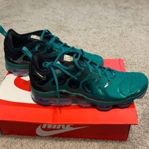 Nike Vapormax Plus ATL